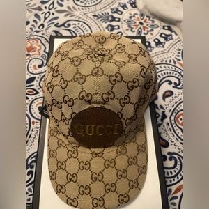 Gucci Logo Canvas Baseball Cap